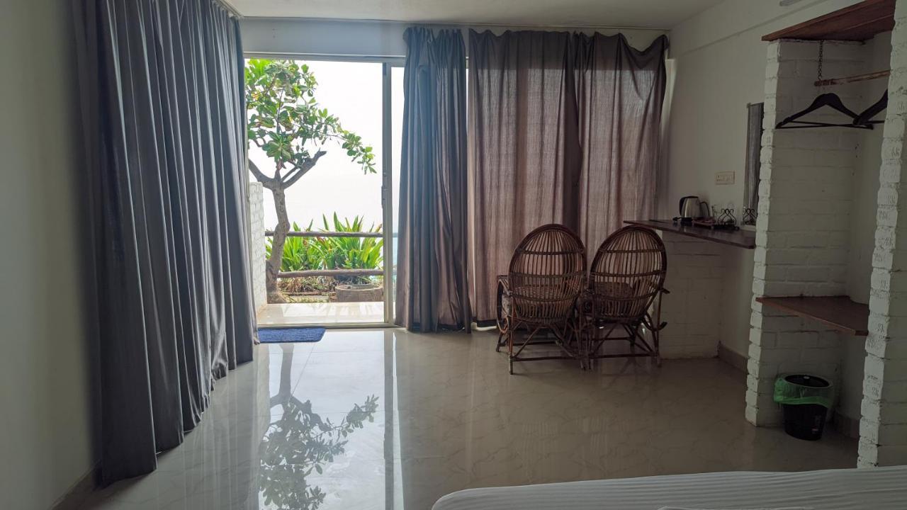 Nebo Hotel Varkala Dış mekan fotoğraf