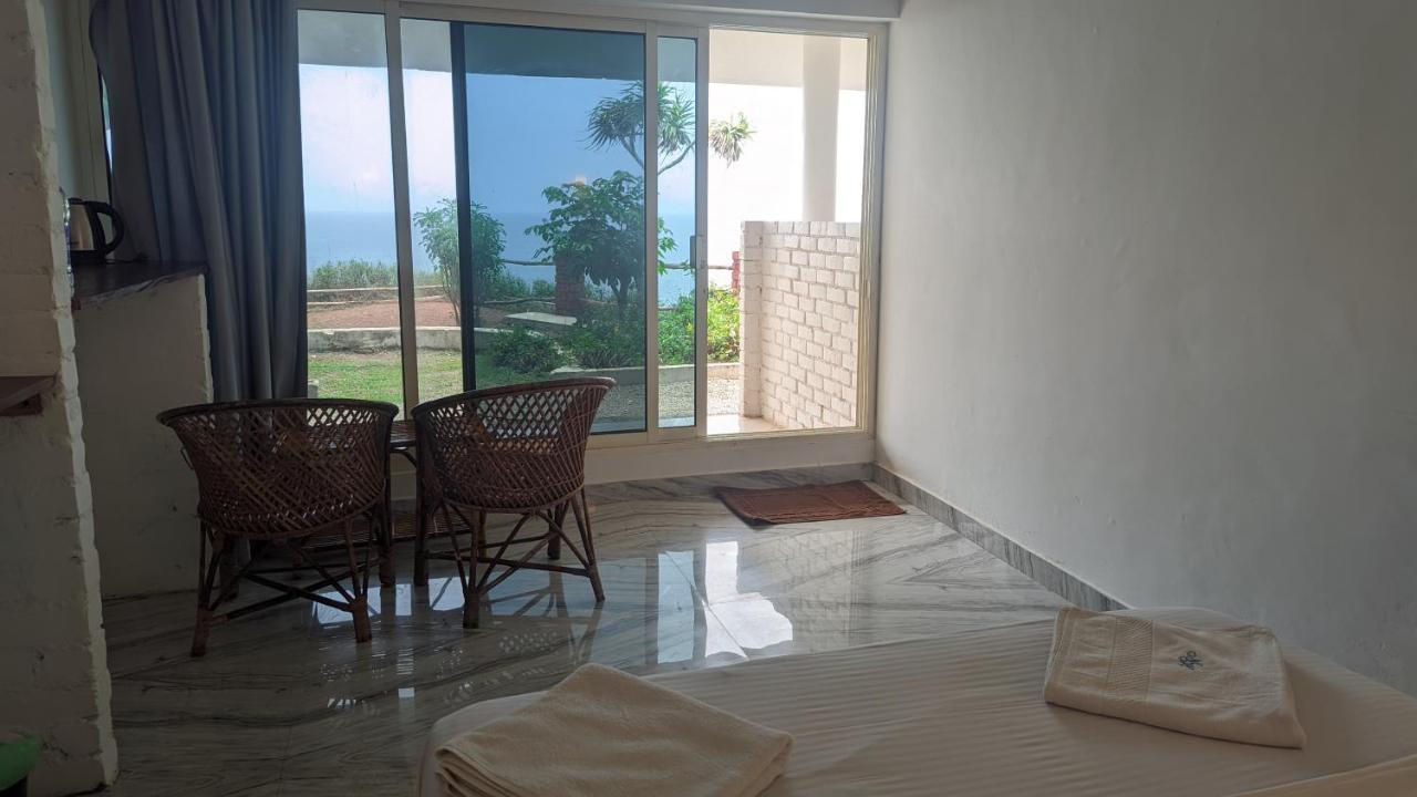 Nebo Hotel Varkala Dış mekan fotoğraf